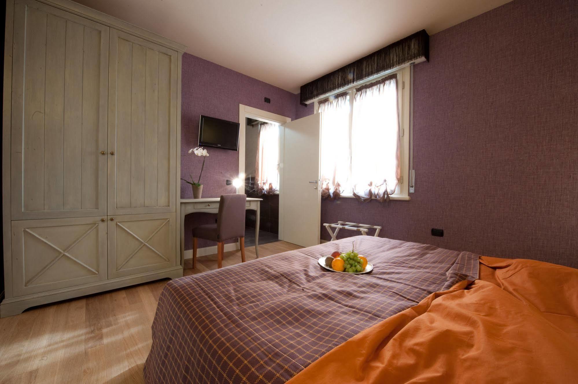 Hotel Locanda Stendhal Colorno Εξωτερικό φωτογραφία
